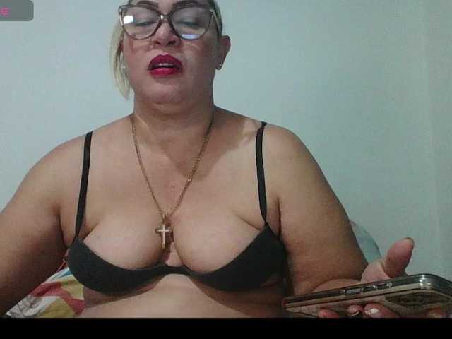 Hotmommyxxx