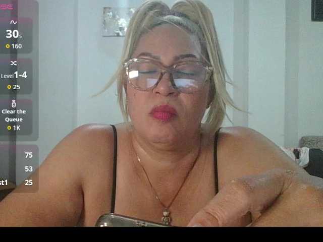 Hotmommyxxx