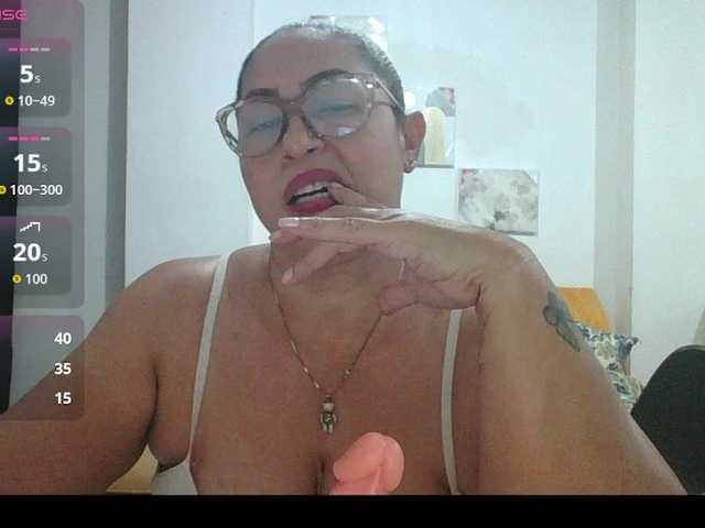 Hotmommyxxx