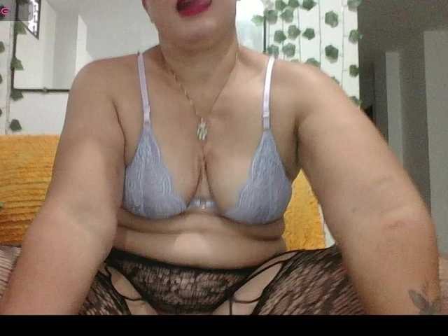 Hotmommyxxx