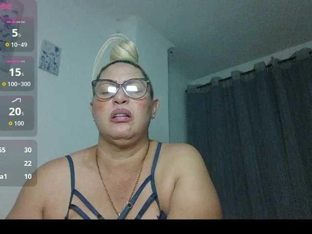 Hotmommyxxx