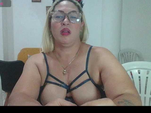 Hotmommyxxx