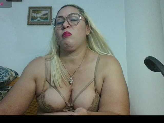 Hotmommyxxx