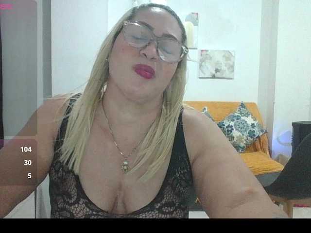 Hotmommyxxx