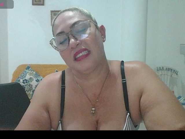 Hotmommyxxx