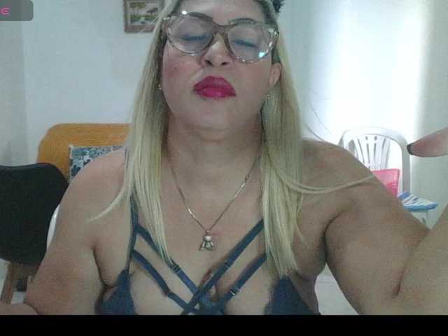 Hotmommyxxx