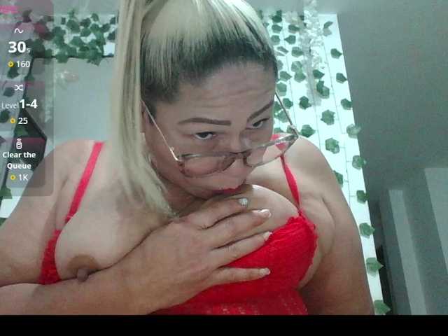 Hotmommyxxx