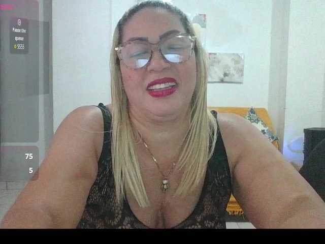 Hotmommyxxx