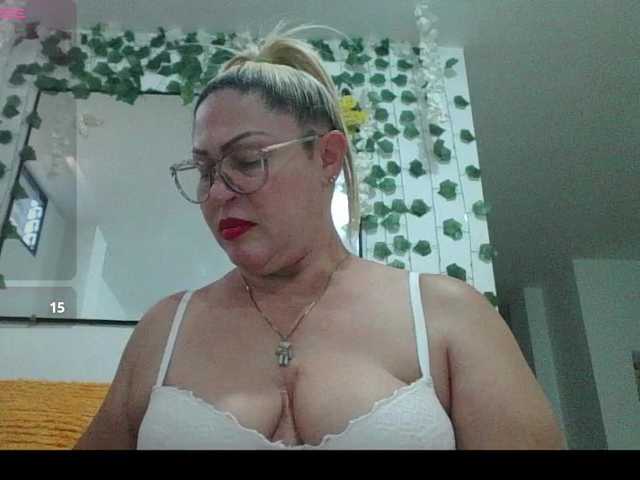 Hotmommyxxx