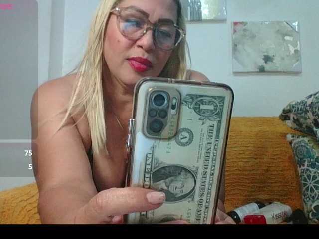 Hotmommyxxx