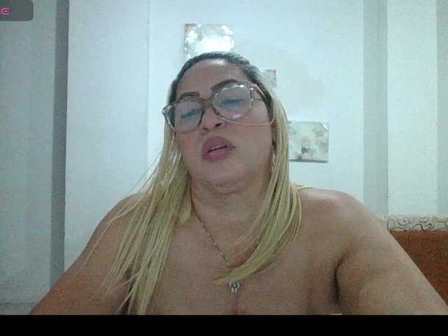 Hotmommyxxx