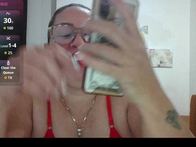 Hotmommyxxx