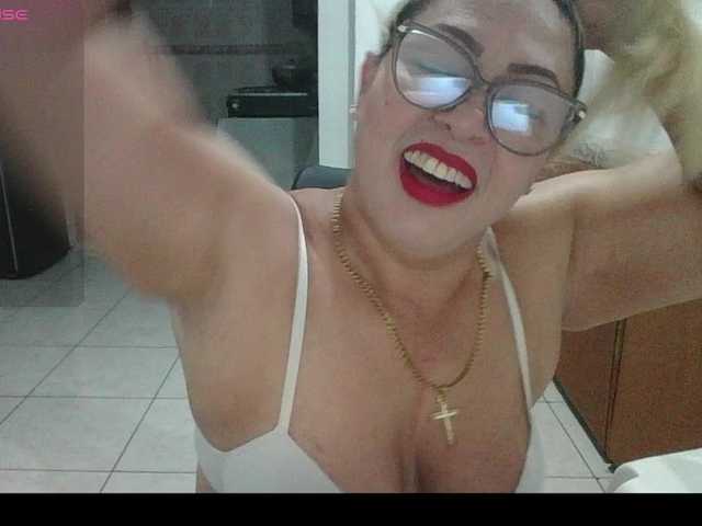 Hotmommyxxx