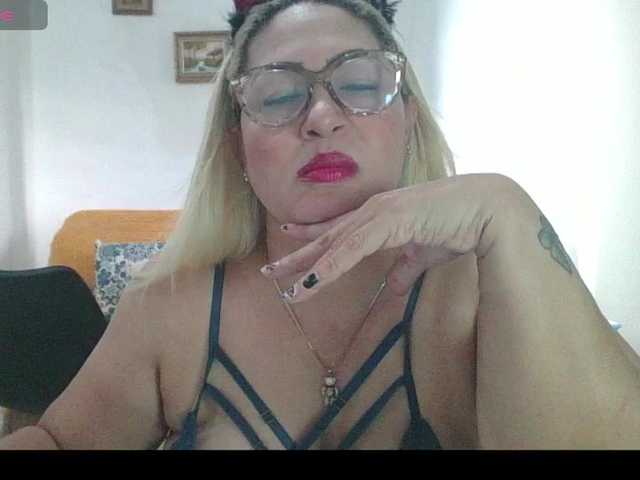 Hotmommyxxx