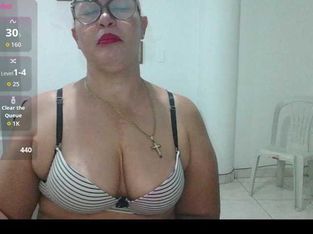 Hotmommyxxx