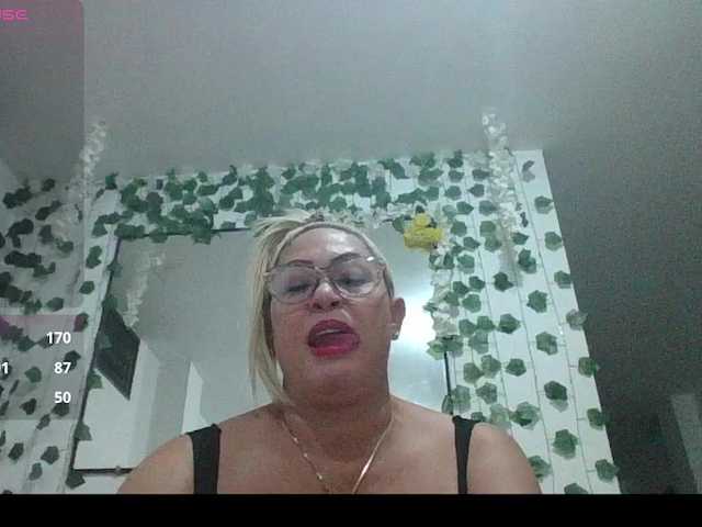 Hotmommyxxx
