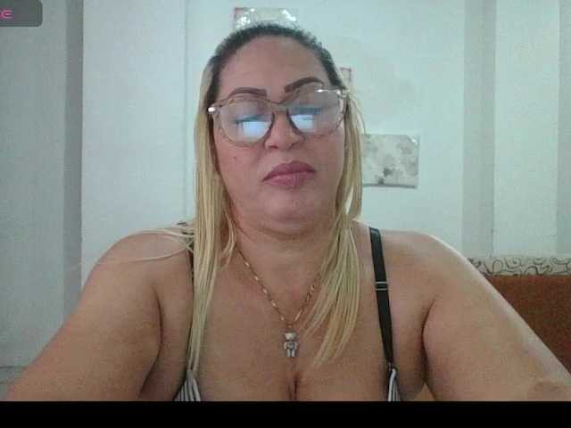 Hotmommyxxx