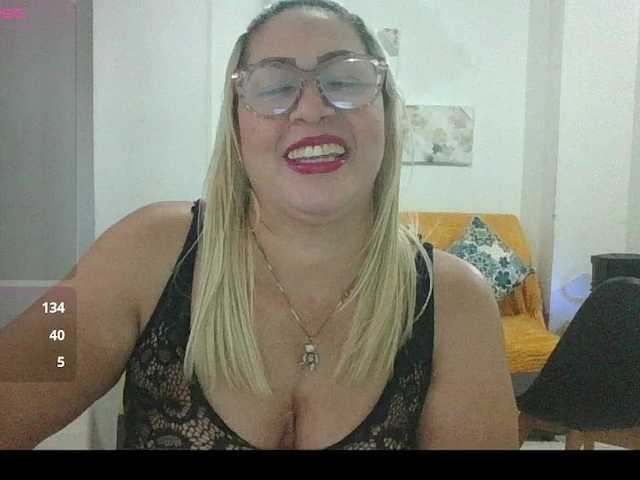 Hotmommyxxx