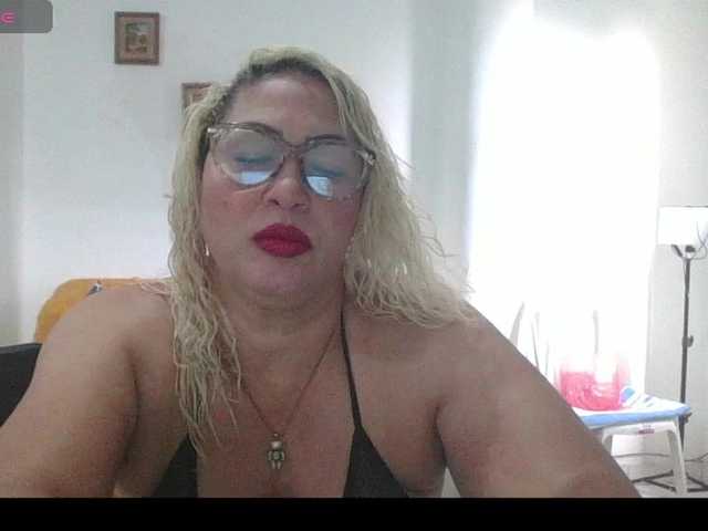 Hotmommyxxx