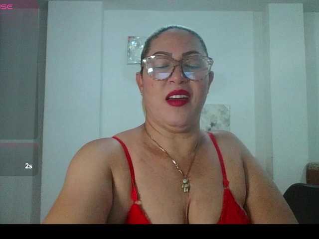 Hotmommyxxx