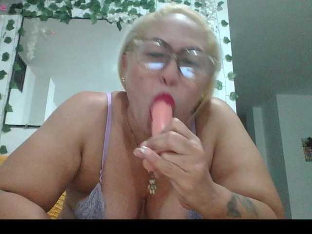 Hotmommyxxx