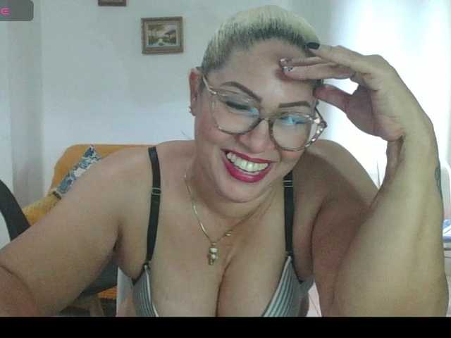 Hotmommyxxx