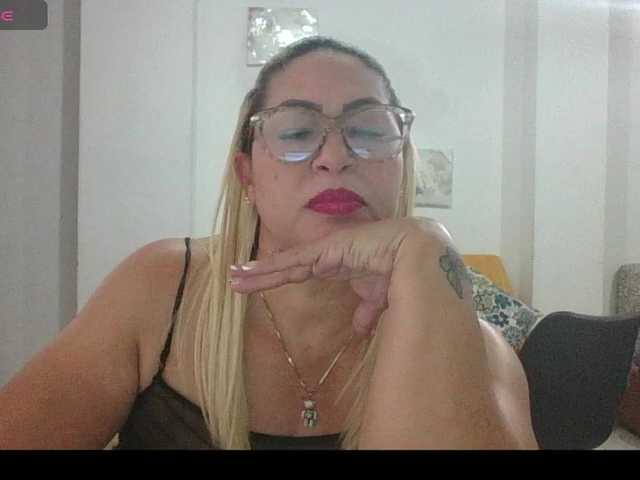 Hotmommyxxx