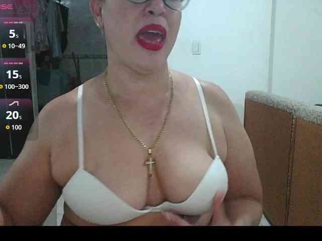 Hotmommyxxx