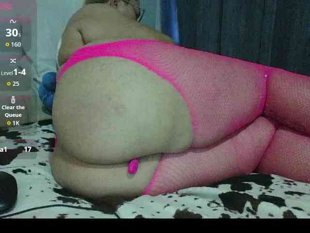 Hotmommyxxx webcam
