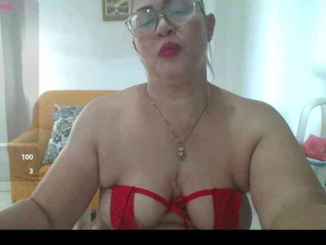 Hotmommyxxx