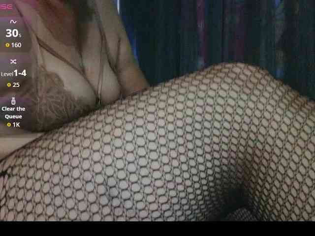 Hotmommyxxx webcam