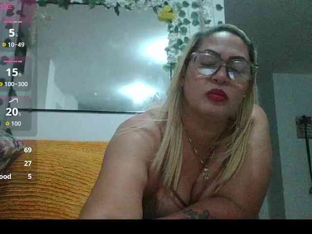 Hotmommyxxx