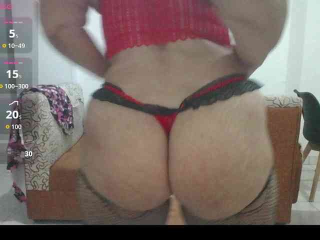 Hotmommyxxx webcam