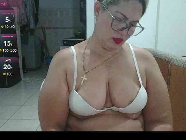 Hotmommyxxx