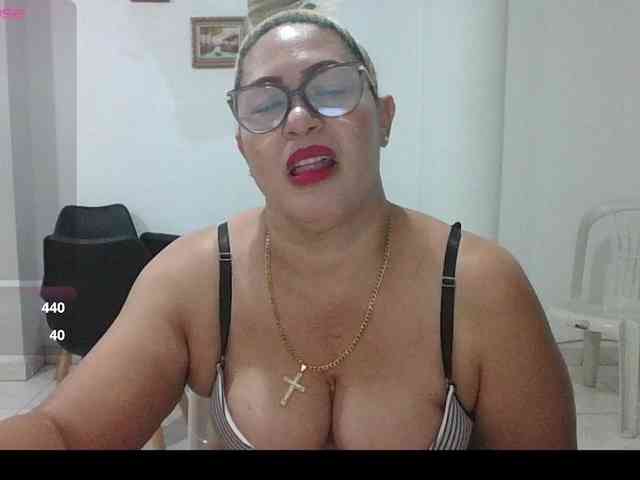 Hotmommyxxx