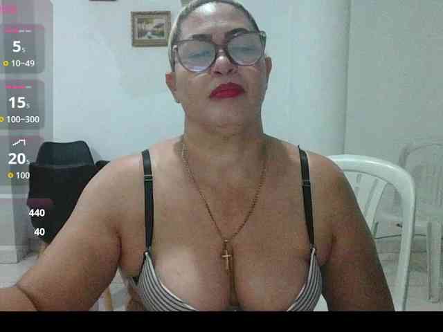 Hotmommyxxx
