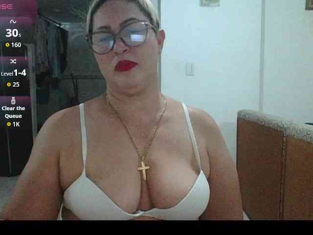 Hotmommyxxx