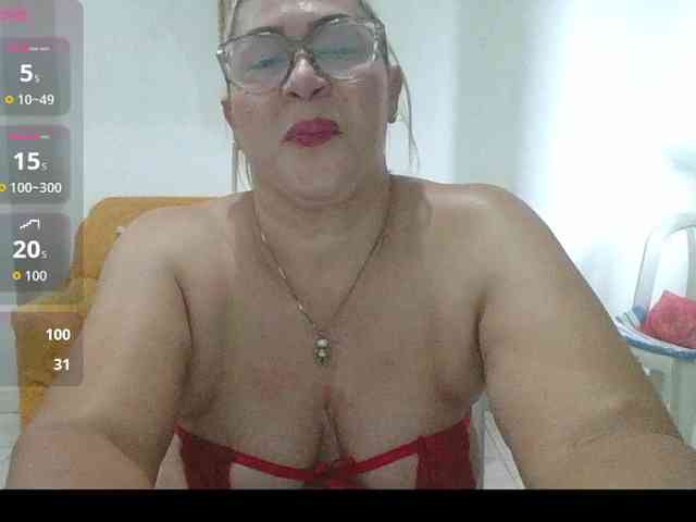 Hotmommyxxx
