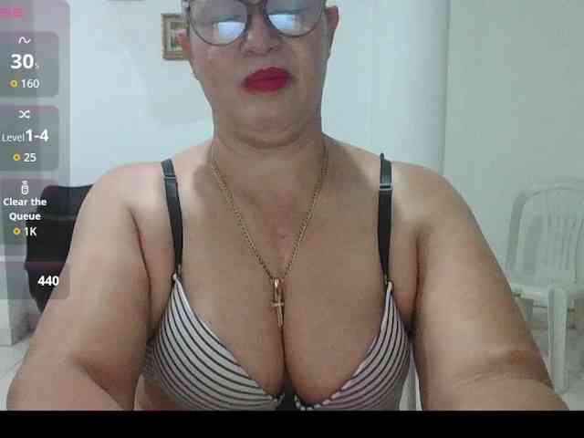 Hotmommyxxx