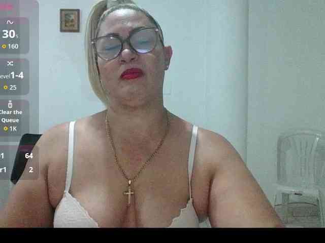 Hotmommyxxx
