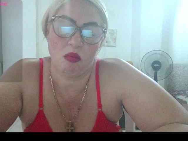Hotmommyxxx