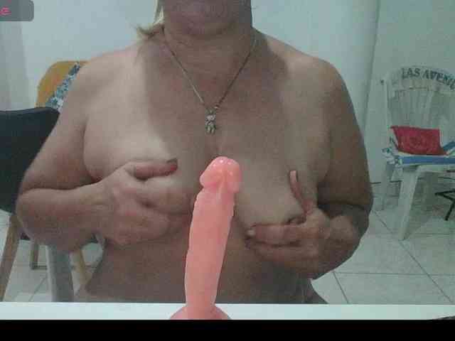 Hotmommyxxx