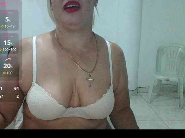 Hotmommyxxx webcam