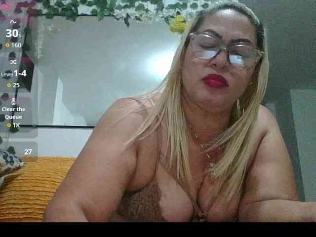 Hotmommyxxx