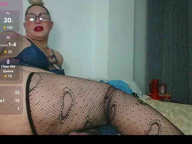 Hotmommyxxx webcam