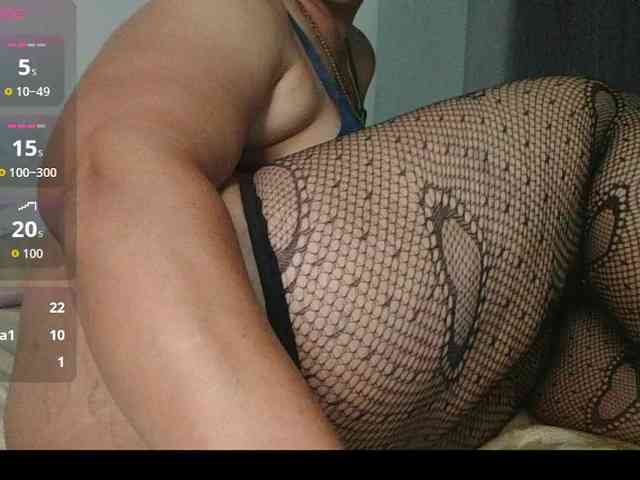 Hotmommyxxx webcam