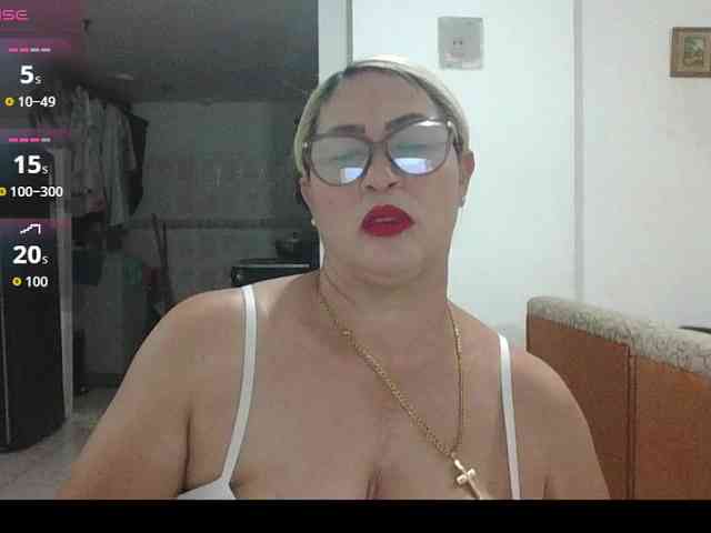 Hotmommyxxx
