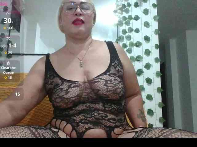 Hotmommyxxx