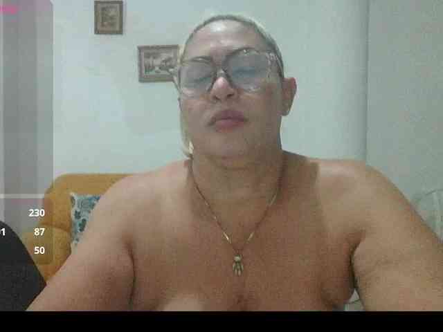 Hotmommyxxx