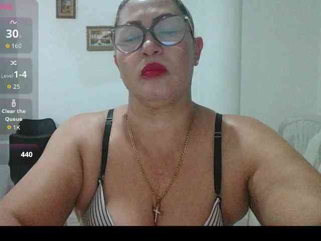 Hotmommyxxx